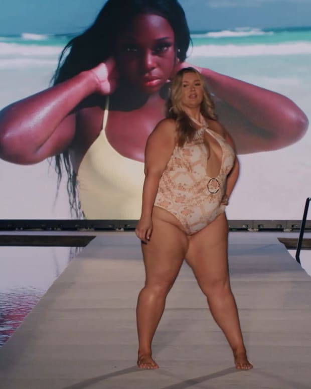 Highlights of Hunter McGrady at Miami Swim Week